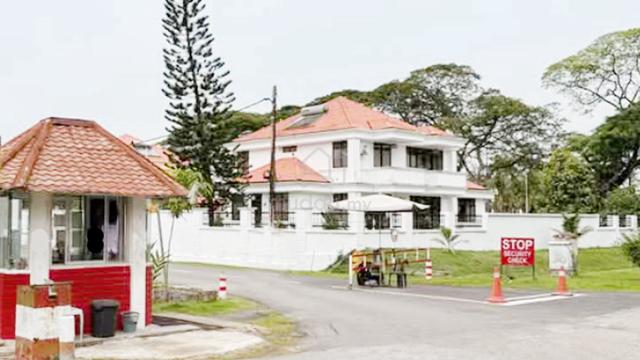 Tanjong Puteri Resort 1
