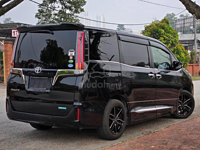 /25✨Toyota ESQUIRE 2.0 GI PREMIUM NOAH VOXY 7SEAT - 2