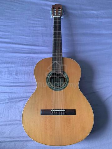 Almansa 400 Nature Classical Guitar - Music Instruments for sale in ...