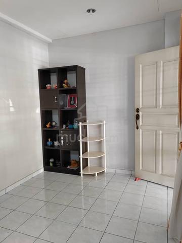Kulai renovated with good condition house for sale 2