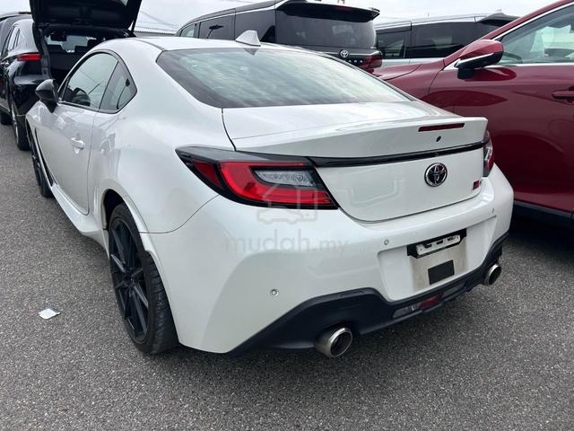 TOYOTA GR-86 LATEST NF 2.4 RZ *EARLY PRoMO DEAL * - 4
