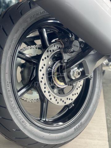 Carousel Image Selected
