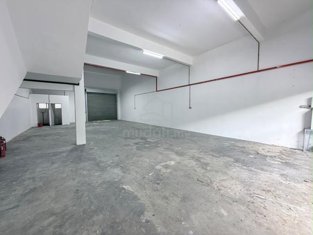 古来公主成一层半排厂出租 Kulai Taman Putri Unblock View 1.5 storey Factory 1
