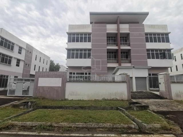 Tanjung Pelepas 3 Storey Semi Detached Factory Gelang Patah Johor Bhru 1