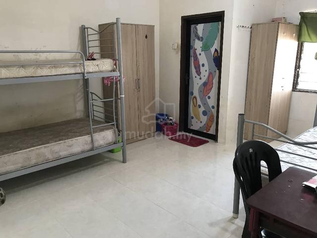 Bilik Master Bedroom Untuk Disewa 1