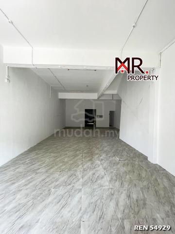 FACING ROAD @ Triple Storey Shop Lot Bandar Amanjaya FOR RENT 1