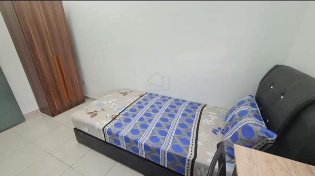 NICE SINGLE ROOM FULLY FURNISHED @ LAMAN HARIS, Puncak Alam 1