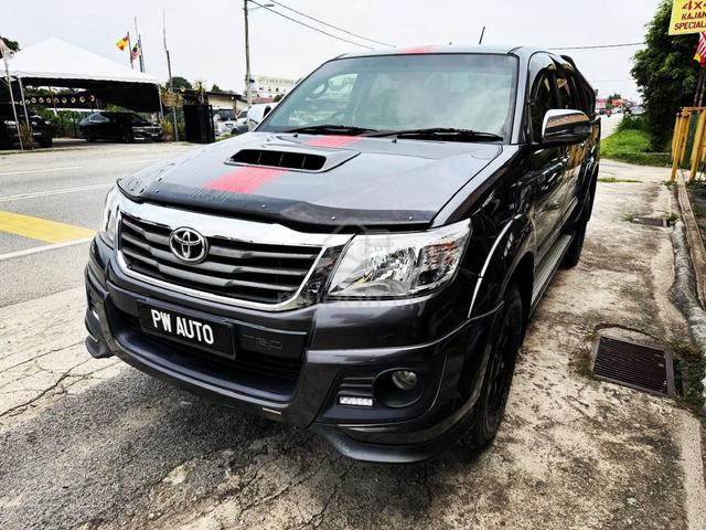 Toyota HILUX 2.5(A) TRD SPORT VNT 4spd 4X4 pickups - 1