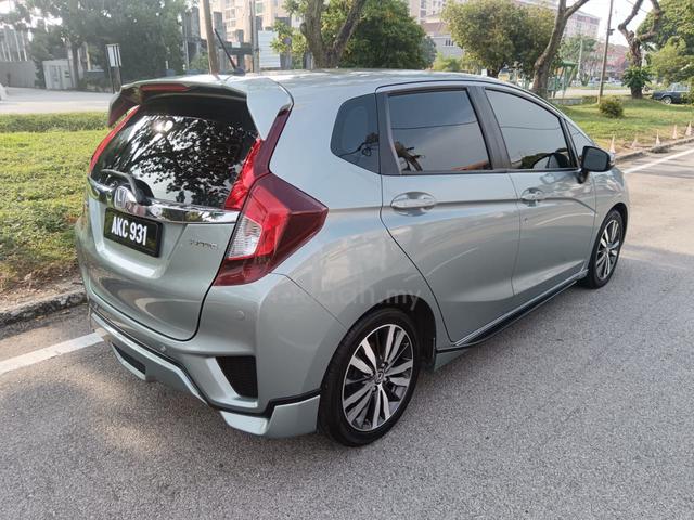 2015 Honda JAZZ 1.5 V (A) - 5