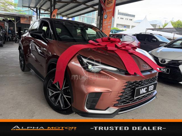 Lexus LBX 1.5 LUXURY MARK LEVINSON MILE 13K D/TONE - 1