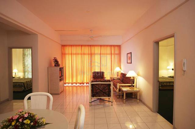 Below Market Value 2 Storey Ujong Pasir Freehold 22x80ft 1