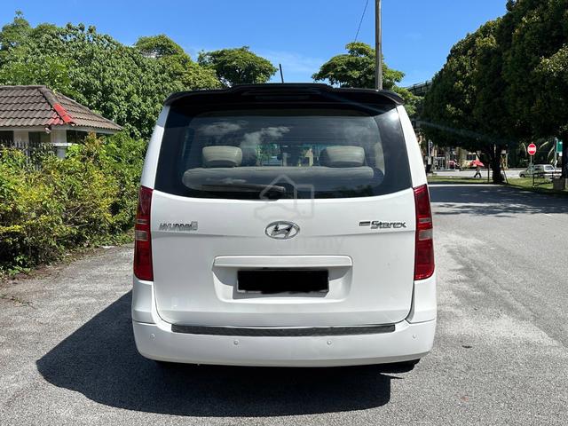 2018 Hyundai GRAND STAREX 2.5 ROYALE /FULL SERVICE - 4