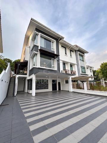 Horizon Hills Golf East 3 Storey Semid House Unblock View For Sale 1