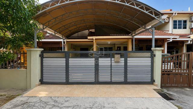 Facing Open,  2 Storey Jln Gamelan Bandar Bukit Raja, Klang-4 Air Cond 1