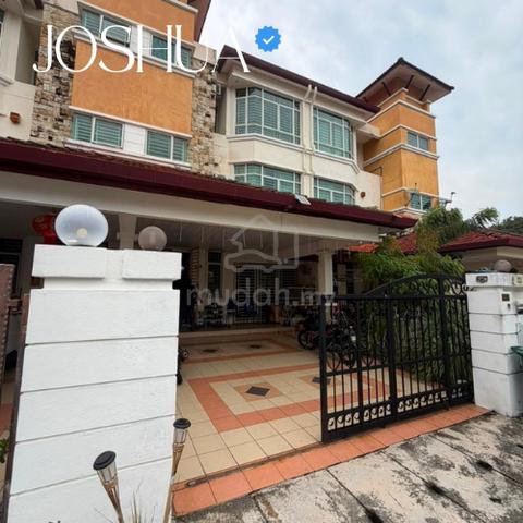 2 Storey Terrace Extended house Desaria Sungai Ara 1