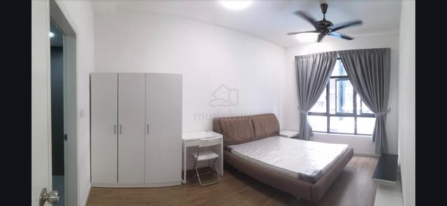 [FEMALE ONLY] Big Master Room, Casa Green Condo Bukit Jalil 1