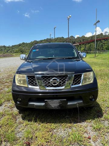 2010 Nissan NAVARA 2.5 LE (A) - 3