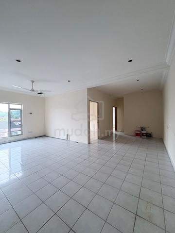 Semenyih Sentral 1st Floor End Lot Unit More Window 1