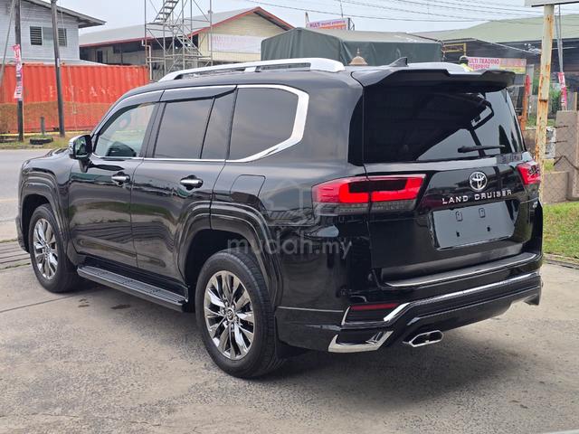 2023 Toyota Land Cruiser 300 ZX 3.5 Petrol - 4