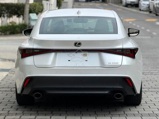 2023 Lexus IS300 2.0 BASE - 4