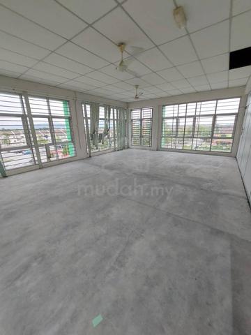 Corner Shop 1st Floor 2000sf Pearl City Pearl Avenue C Mart S Ampat 1