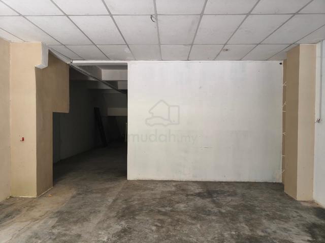 Shop-Lot at Bandar Bukit Beruntung, Rawang | 2-storey | 1600sqft 1