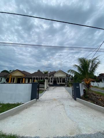 Kelantan Peringat Freehold Bungalow House For Sale 1