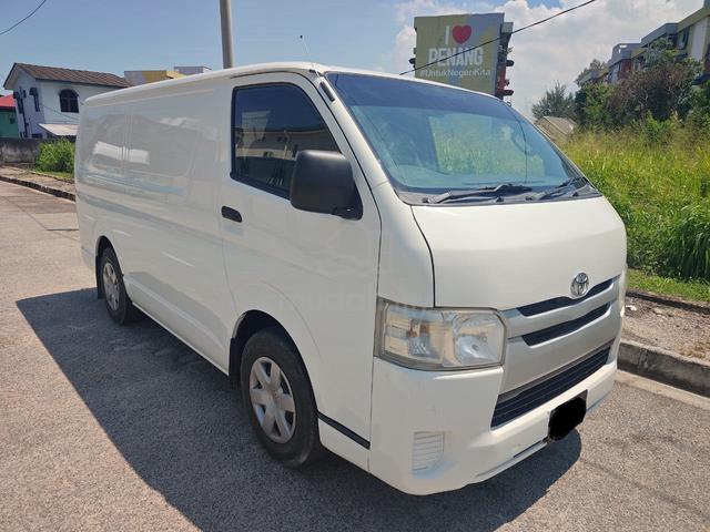 2015 Toyota Hiace Panel Van 2.5 (D) - 3