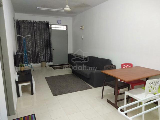 Bilik Single Perempuan Mentari Court Bandar Sunway PJ 4