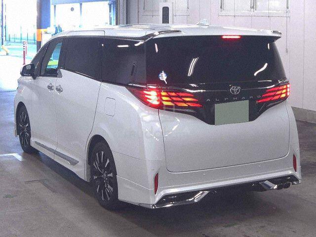 2024 Toyota ALPHARD 2.5 Z (A) - 4