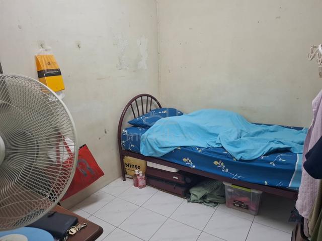 Female Housemate Wanted (Old Flat UPM, Available in MID SEP 2026) 1