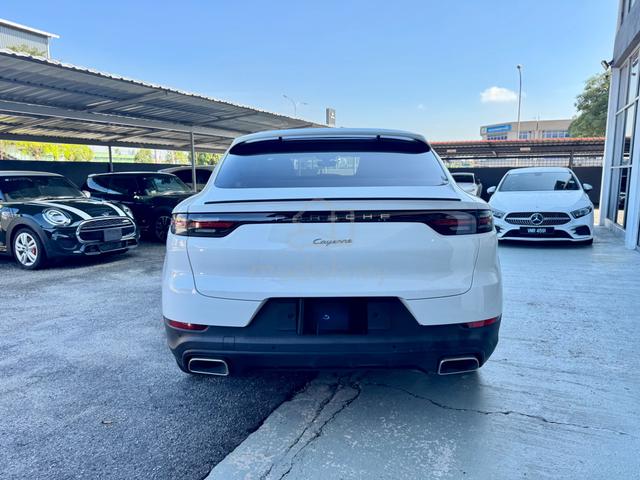 2020 Porsche CAYENNE COUPE 3.0 Panoramic roof - 4