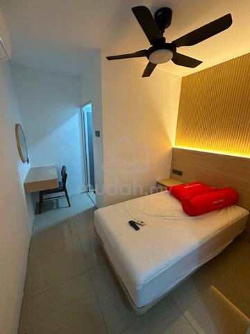 Pelangi Single bedroom 1