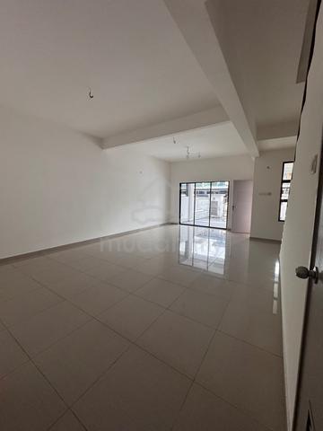 Full Loan New Double storey Bestari Indah Ulu Tiram / 0 Downpayment 1
