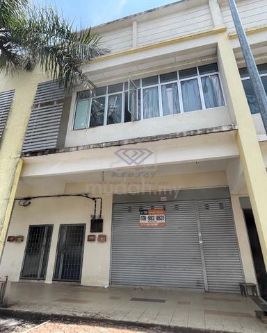 Below market Jalan Bandar Gambang 2 Story Shop 1