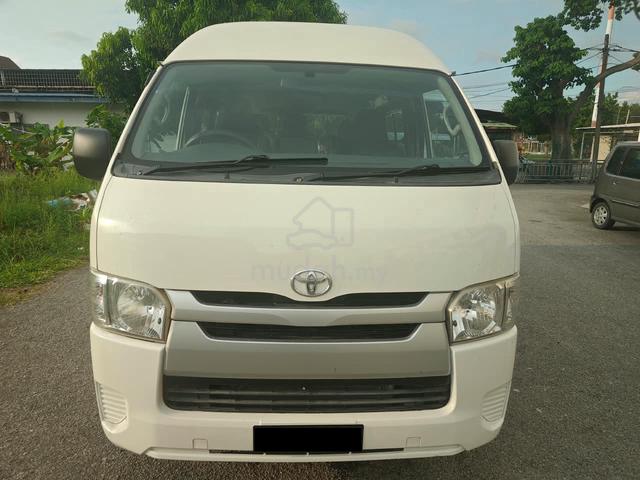 2014 Toyota Hiace High Roof Window Van 2.7 PETROL - 2
