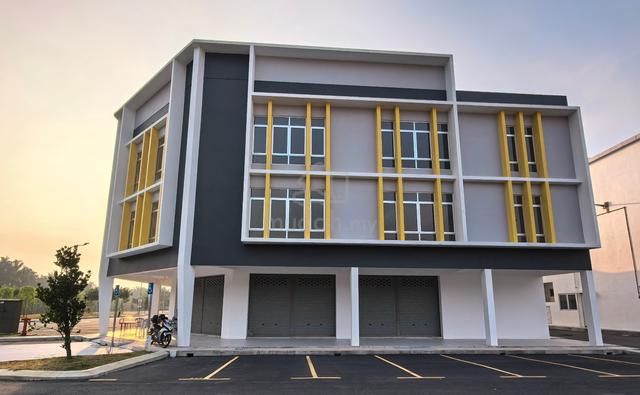 Corner Lot  Rawang Tasik Puteri Park Place For Rent 1