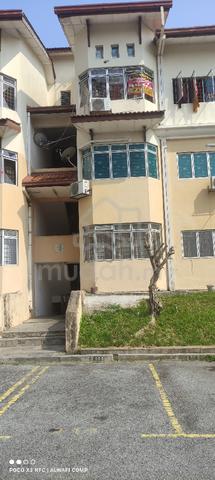 Vista Seri Putra Apartments 1