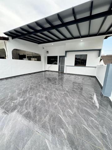 Taman Perling TERRACE ENDLOT Jalan Camar Fully Renovated 1