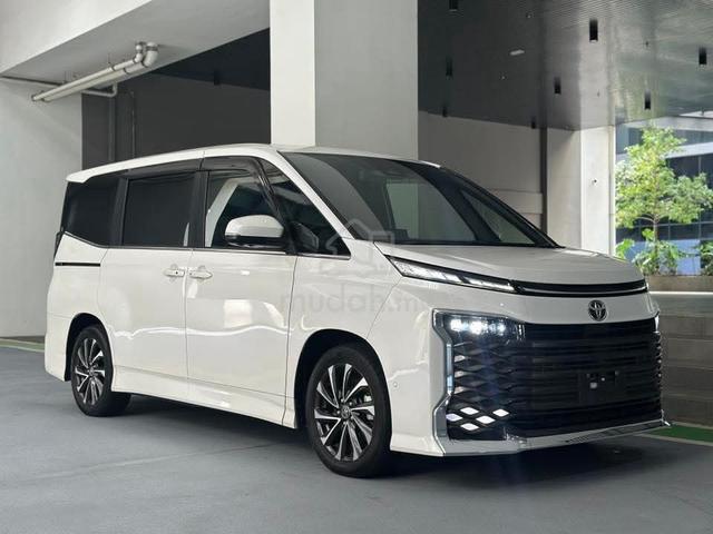 2022 Toyota VOXY 2.0 S-Z (A) - 2