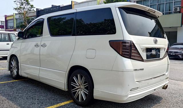 Toyota Vellfire 2.4 AGH20 White (A) can trade in - 3