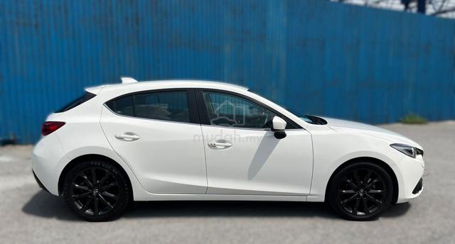 2015 Mazda 3 2.0 SPORT HATCHBACK FACELIFT KEYLESS - 4