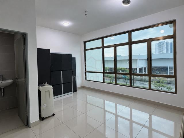 Parc Regency 1