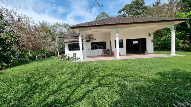 Melaka Jasin Freehold Bungalow House For Sale 1