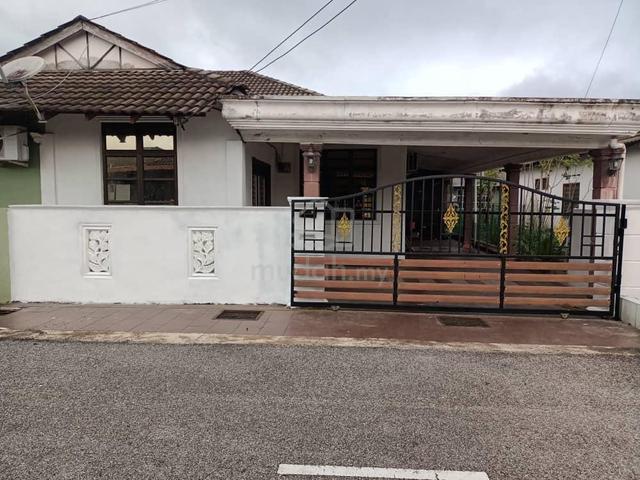 Semi D Setingkat Di Taman Sri Jambu Pekan Pahang 1