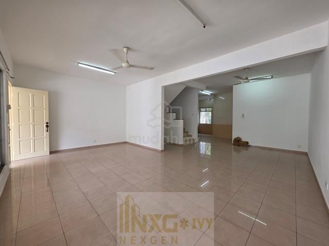 Below Market Value Bukit Tinggi 2 2.5storey House Klang 1