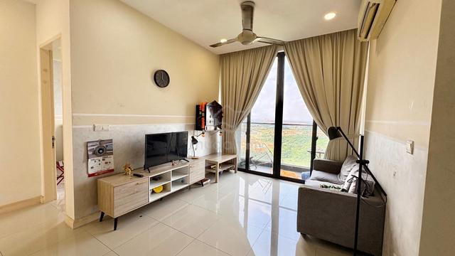 D' Pristine @ Medini 1