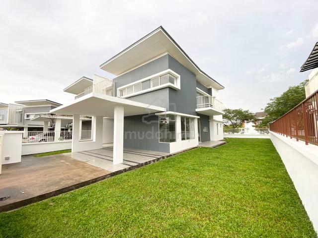 Double Storey Semi-D Banyan 2 @ Bandar Seri Coalfields, Sungai Buloh 1
