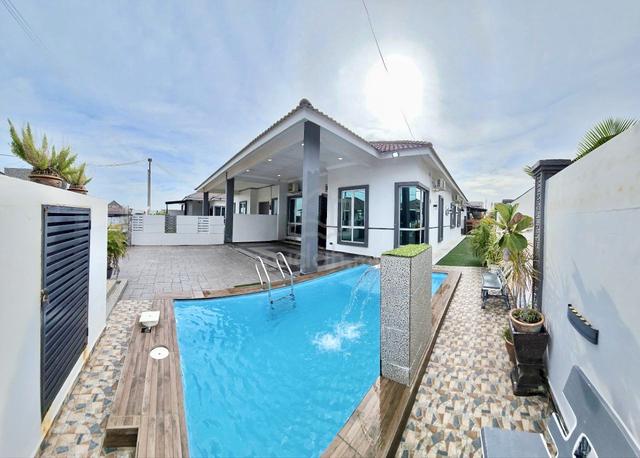 Renovated Semi D Setingkat Taman Padang Temu Permata Melaka 1