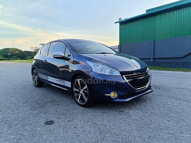 2014 Peugeot 208 2 DOOR COUPE 1.6 VTi ALLURE (A) - 2